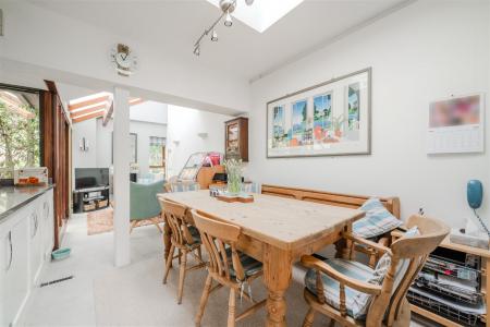 Kitchen-dining-2.jpg