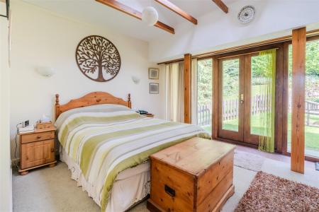 Bedroom 5-5.jpg