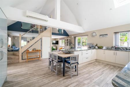 Kitchen - Diner-4.jpg