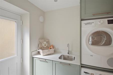 Utility Room.jpg