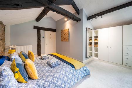 Bedroom1-2.jpg