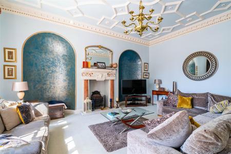 Living Room.jpg