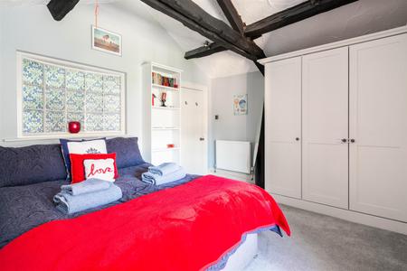 Bedroom2.jpg