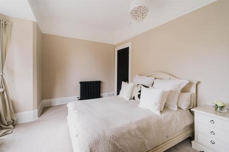 Bedroom2-2.jpg