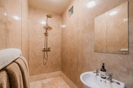 Holidaylet-4.jpg