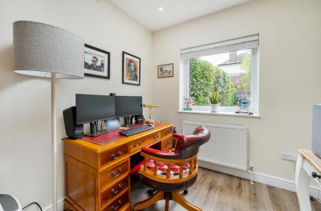 12-681b729899a4c-...