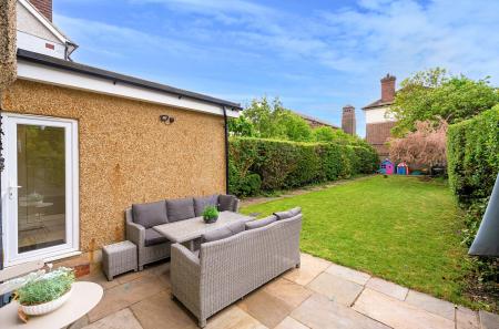 25-681b72ef940f2-...