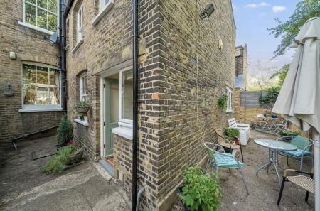 1316413-13-685acd...