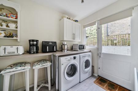 1316413-8-685acd0...