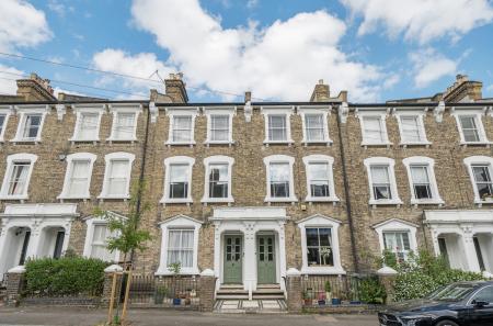 1316413-1-685accc...