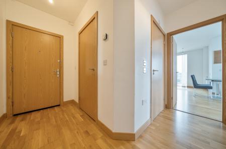 1361700-12-68de9d...