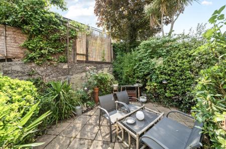 1304177-12-68402a...