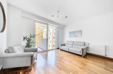 1319125-6-6863dbe...