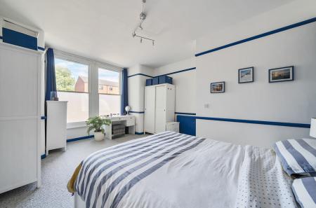 1319214-3-6867f85...