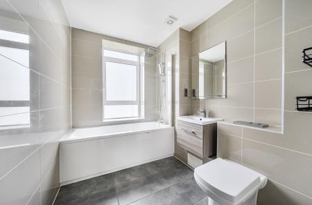 1344315-8-68b1b05...