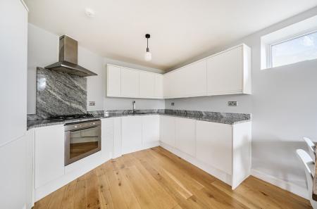 1344315-5-68b1b03...