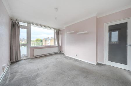 1365295-7-68ecd11...