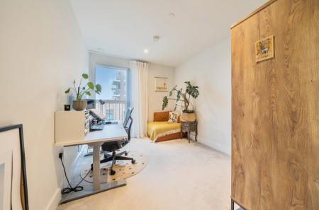 1364342-16-68f609...