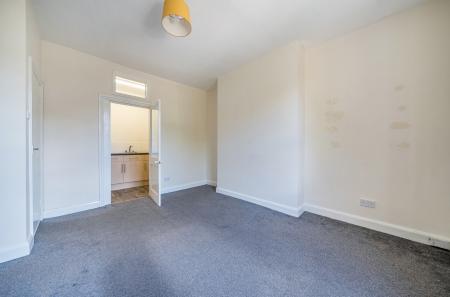 1360053-11-68d567...