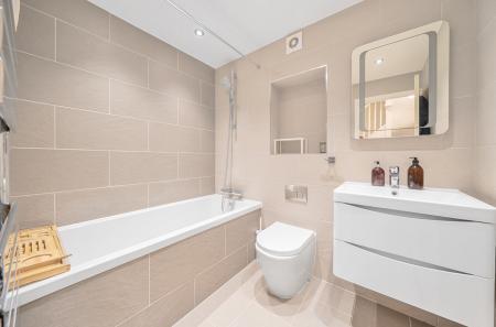 1380907-8-6917011...