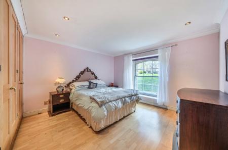 1389038-12-693a99...