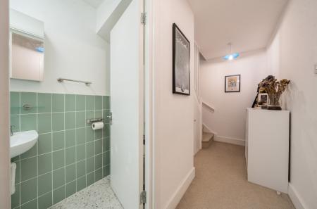 1395736-9-6960ce2...