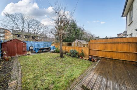 1394255-4-6964f8a...