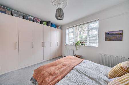 1394255-13-6964f9...