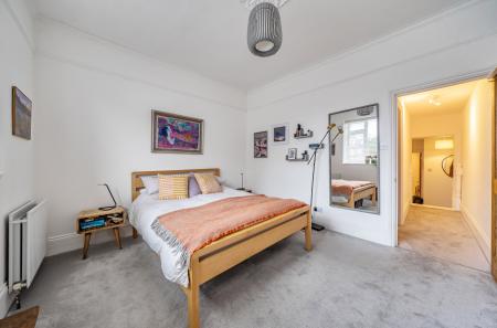 1394255-12-6964f9...