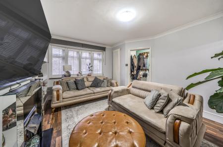 1395738-17-696913...