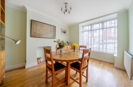 1402979-9-6978a6d...