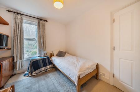 1405896-14-6995e8...