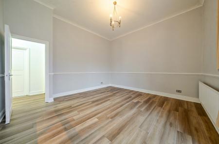 1411206-9-698e0a5...