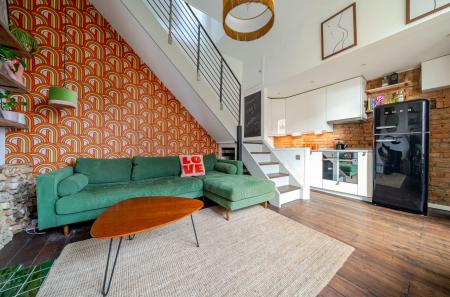 1417683-8-699d780...