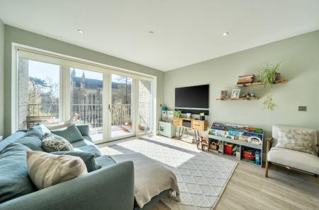 1431350-12-69bbdc...