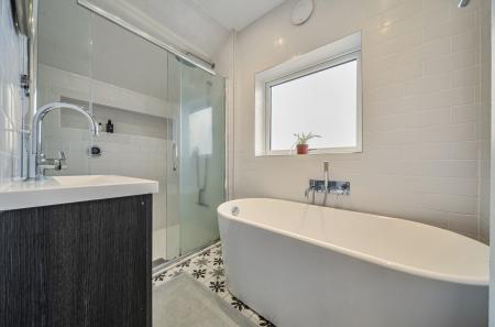 1410289-14-69b302...