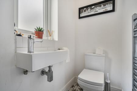 1410289-22-69b303...