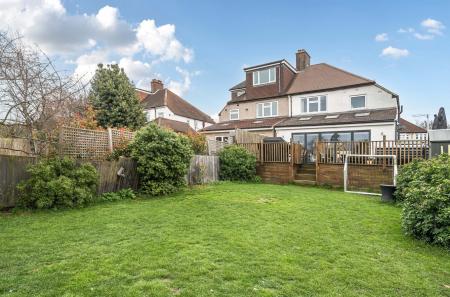 1410289-1-69b3022...