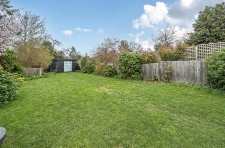 1410289-2-69b3023...