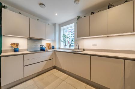 1422633-2-69aaba5...