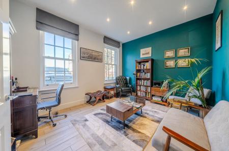 1441057-10-69de09...