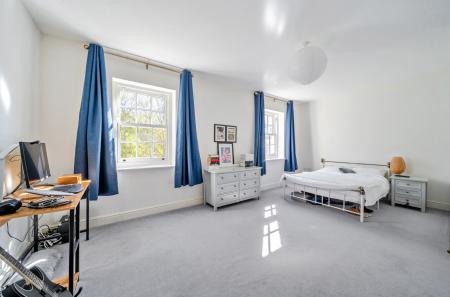 1441057-6-69de092...