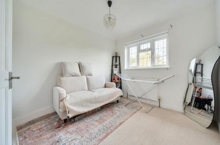 1417746-17-69b431...