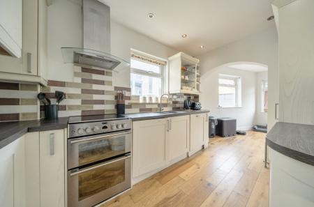 1417746-24-69b432...