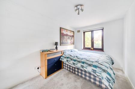 1527177-5-6ac36dc...