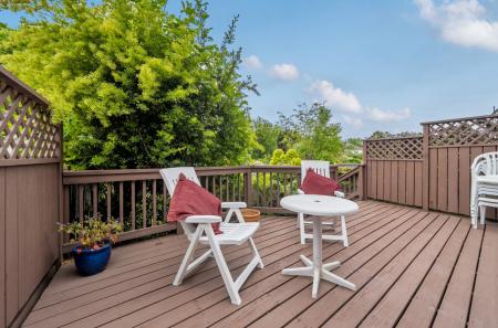 1293764-6825d4981...