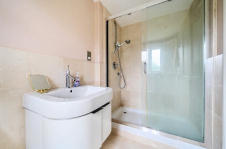 1293764-6825d45c8...