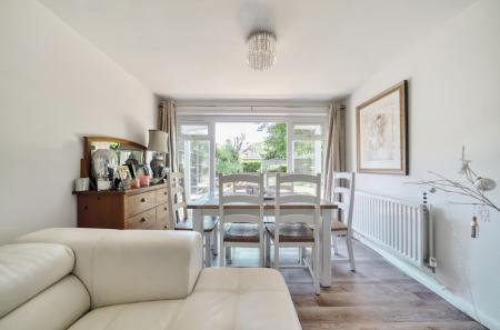 1312722-10-6852fc...