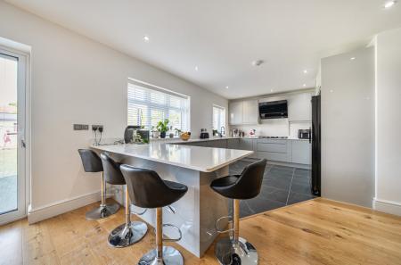 1334243-14-689354...