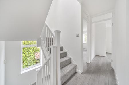 1331065-4-6887b84...